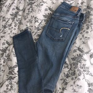 American Eagle Ripped Jeans Skinny